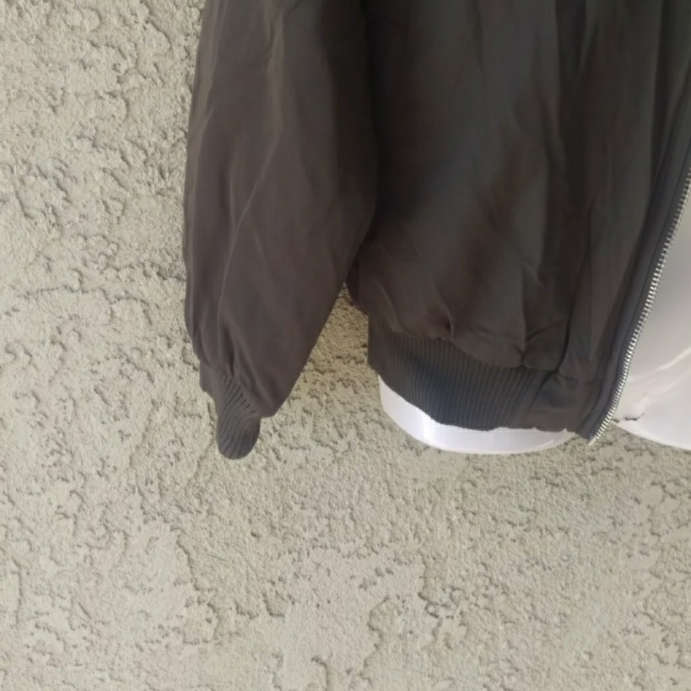 Haute monde bomber green puffy zippered jacket - Picture 7 of 8